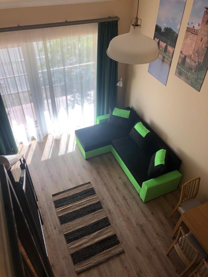 Castellum Apartmanhaz Дьюла Екстер'єр фото